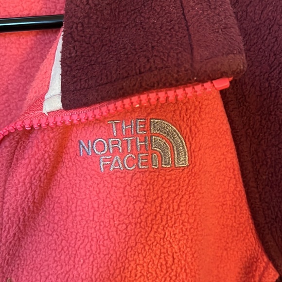 The North Face Fleece Jacket - Picture 4 of 4